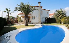 Holiday Home Dirk By Interhome
